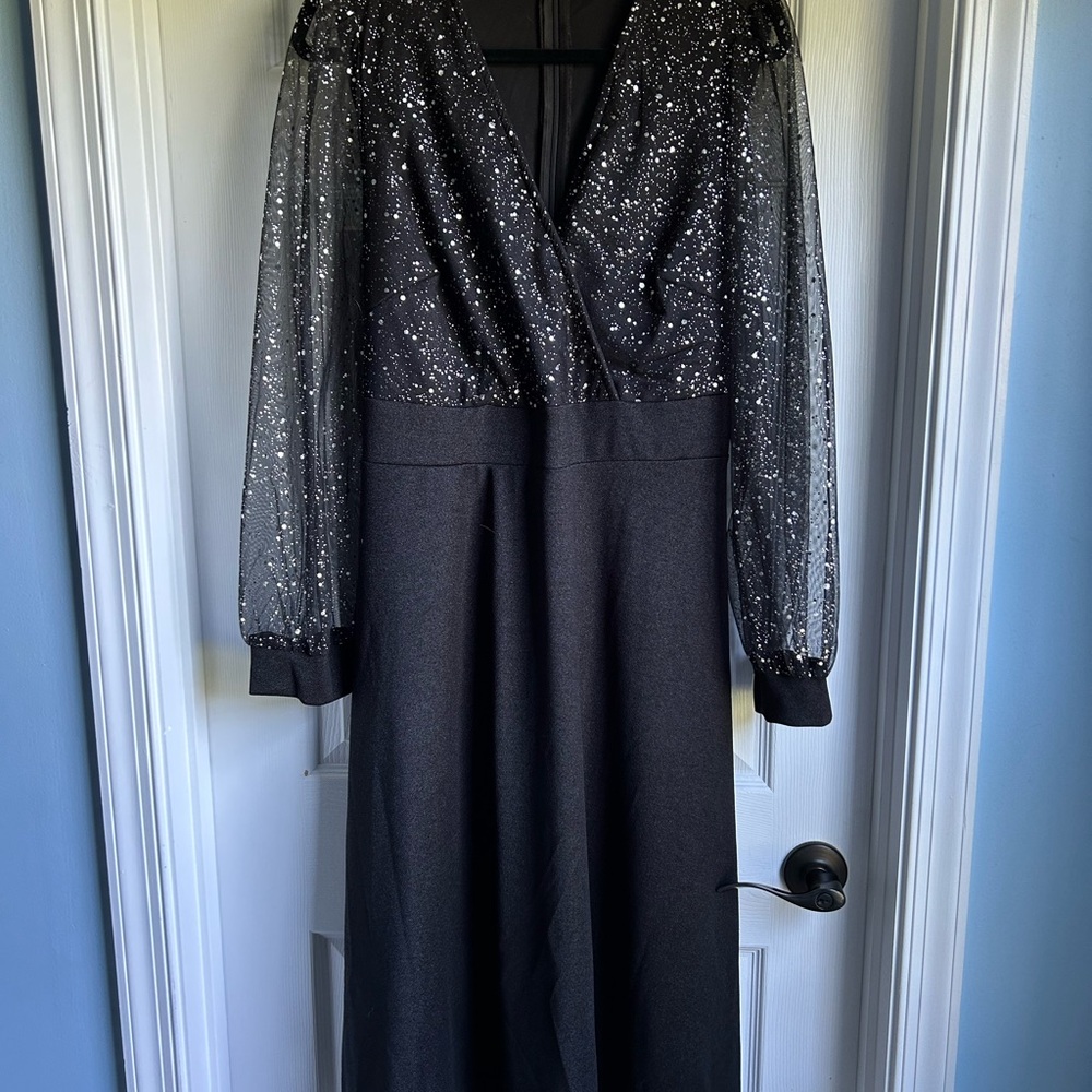 Elegant Black Sequin Evening Dress